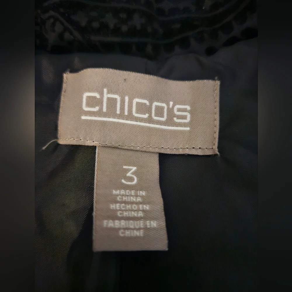 Chico's Zenergy Neema Flocked Black On Black Paisley Velvet Textured Puffer Coat